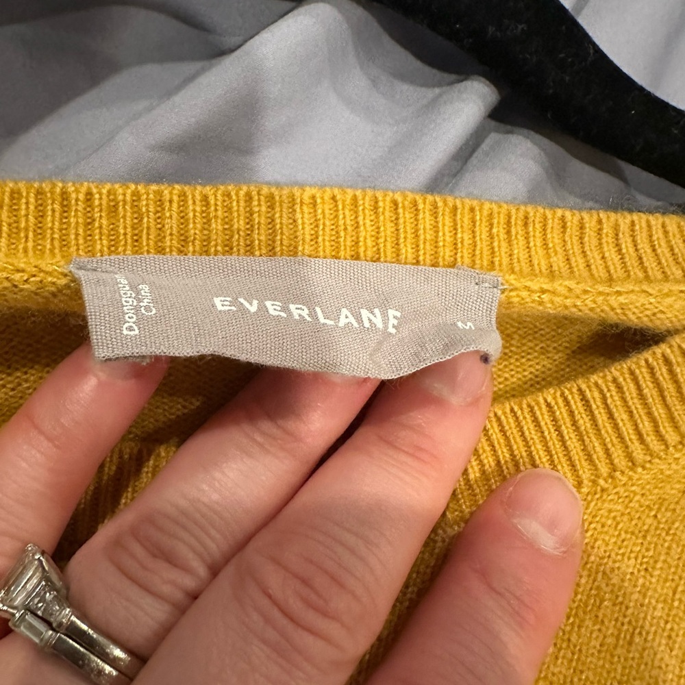 Everlane Mustard Cashmere Sweater - Picture 2 of 5